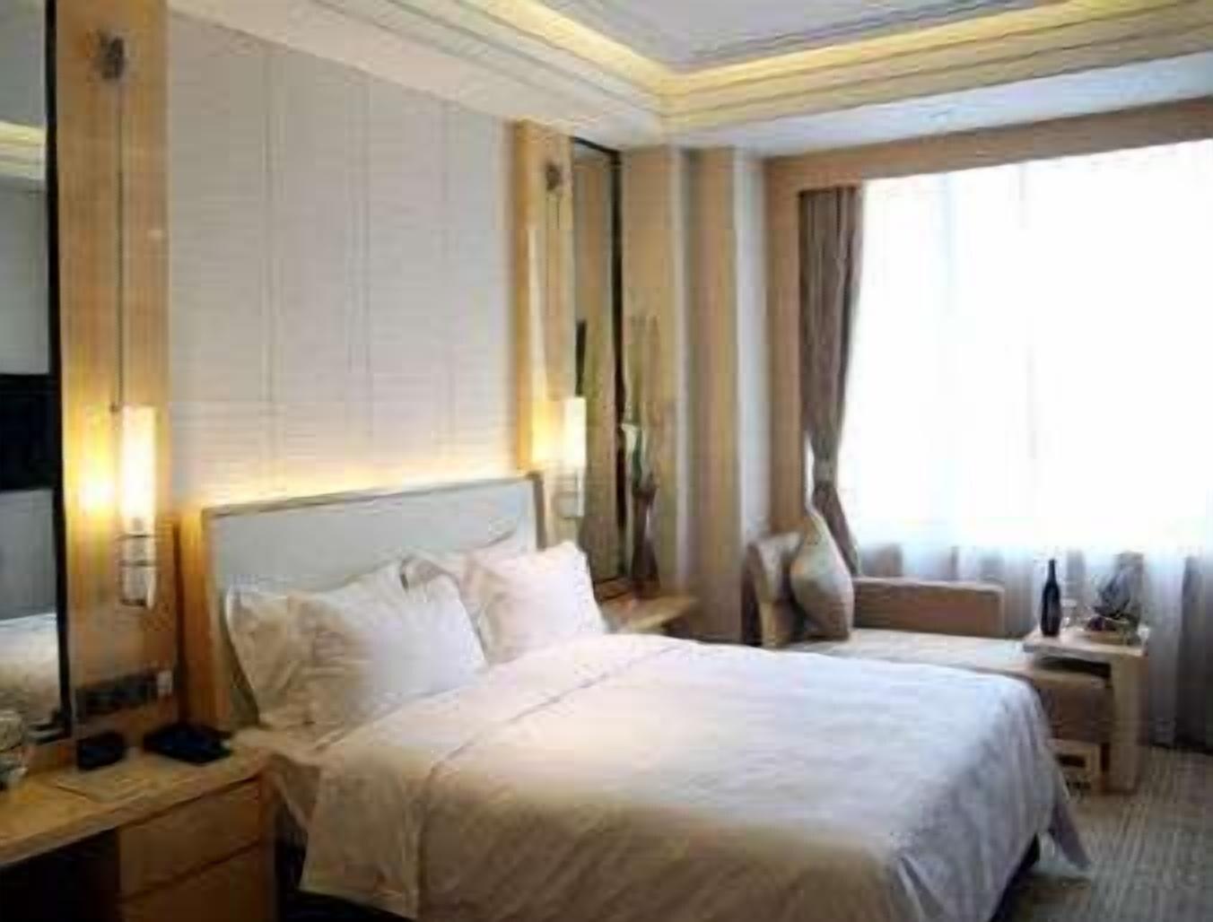 Ramada Plaza Qiandeng Kunshan Kunshan  Exterior photo