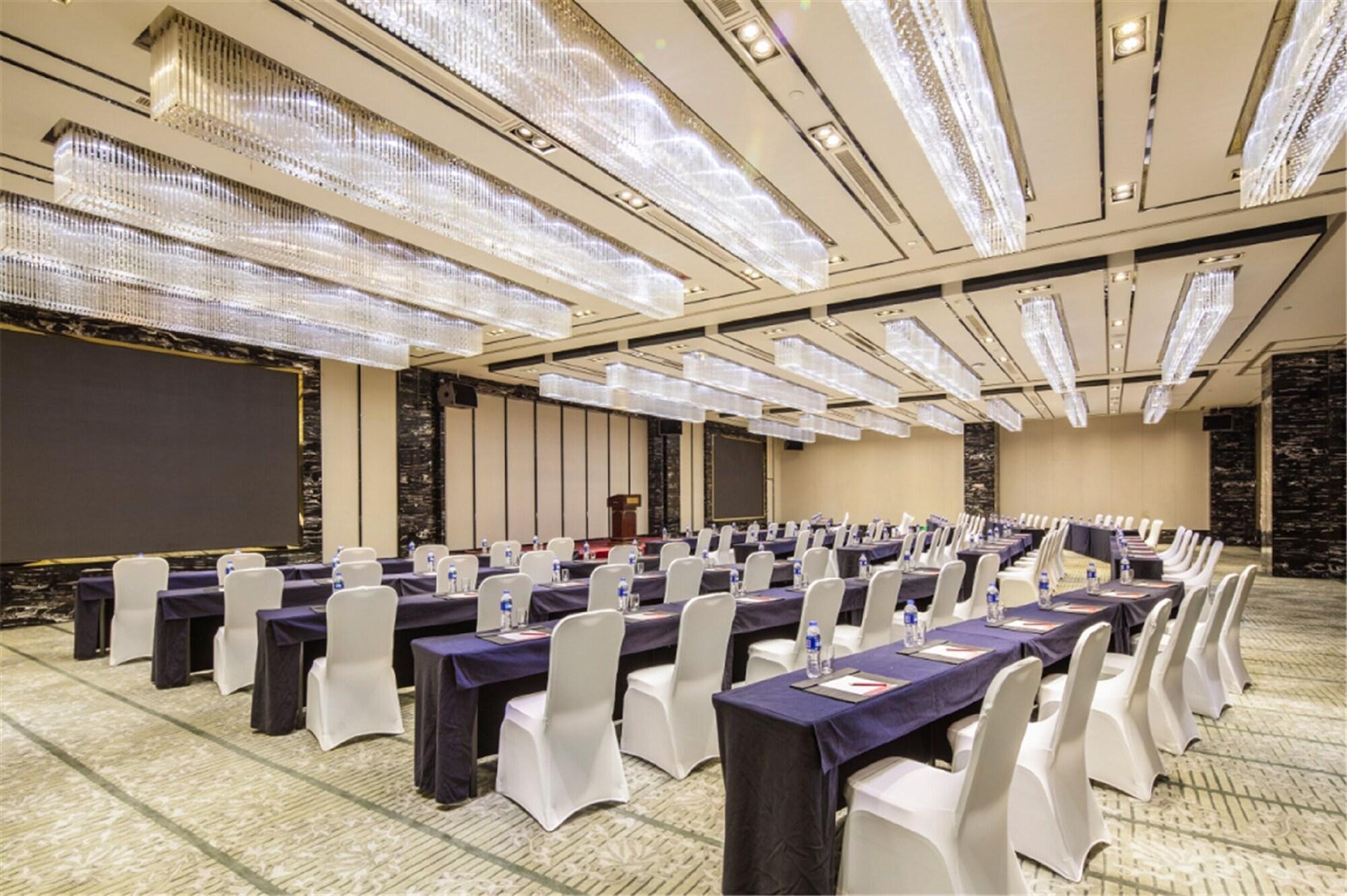 Ramada Plaza Qiandeng Kunshan Kunshan  Exterior photo